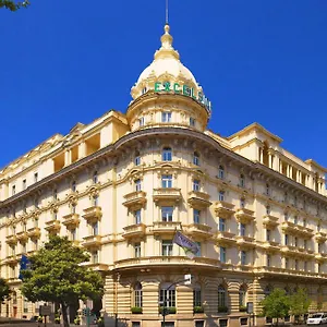 The Westin Excelsior, Ξενοδοχείο